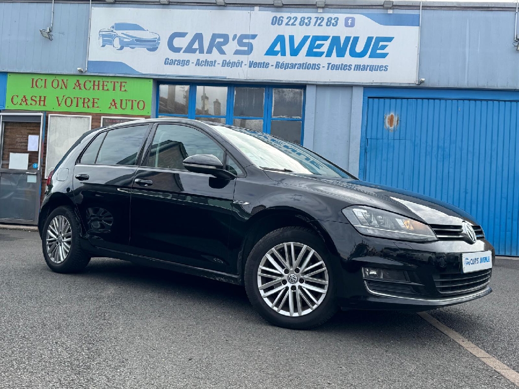 VOLKSWAGEN – GOLF – Berline – GO – NOIR