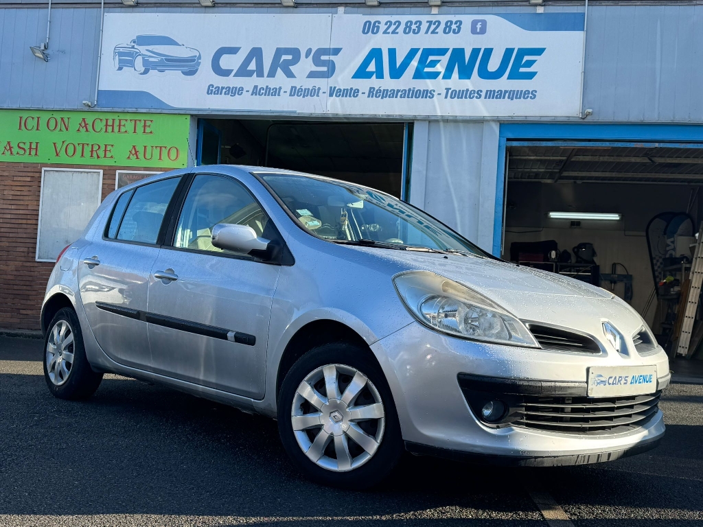 RENAULT – CLIO – Berline – GO – GRIS